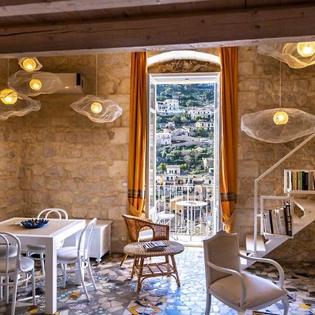 Апартаменти Luxury House Le Nuvole Модіка Екстер'єр фото