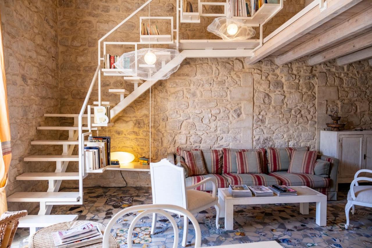 Апартаменти Luxury House Le Nuvole Модіка Екстер'єр фото