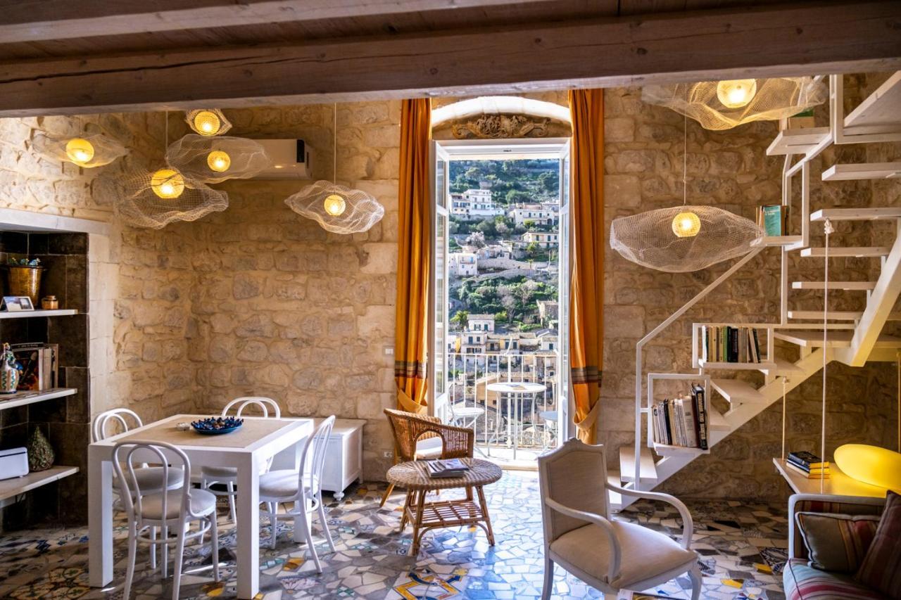 Апартаменти Luxury House Le Nuvole Модіка Екстер'єр фото
